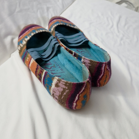 Blowfish Malibu Gloat Tribal Print Ballet Flats Size 8 - Picture 3 of 8